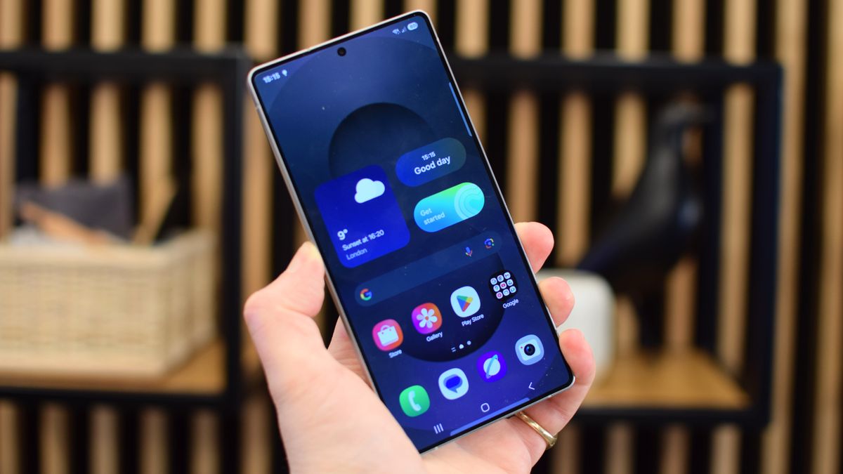 Get the Best Samsung Smartphones in Karachi – Only at Azbel Tech!